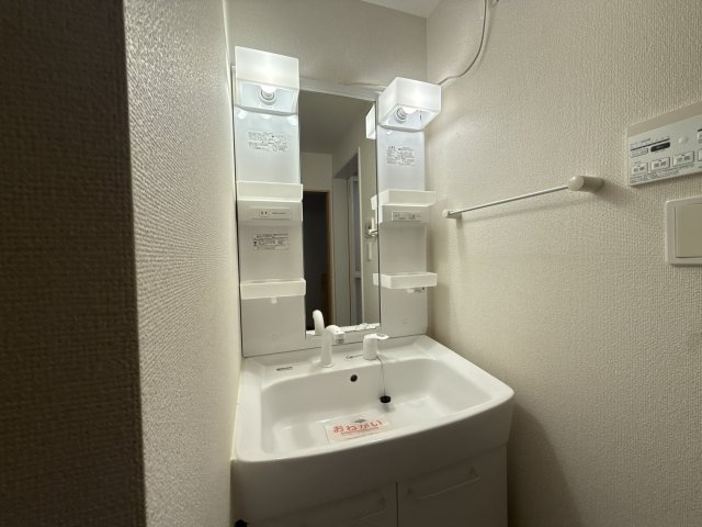 グラースアンジュＤの洗面所