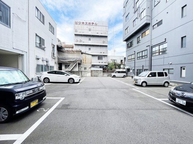 協和ハイツの駐車場