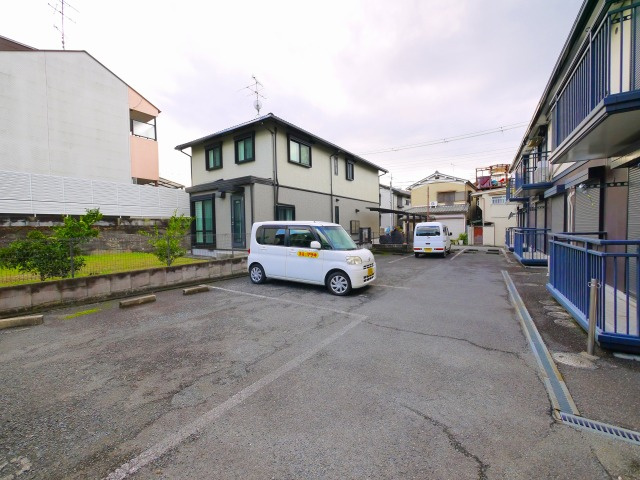 ラ・フォーレ紀寺の駐車場|駐車場です