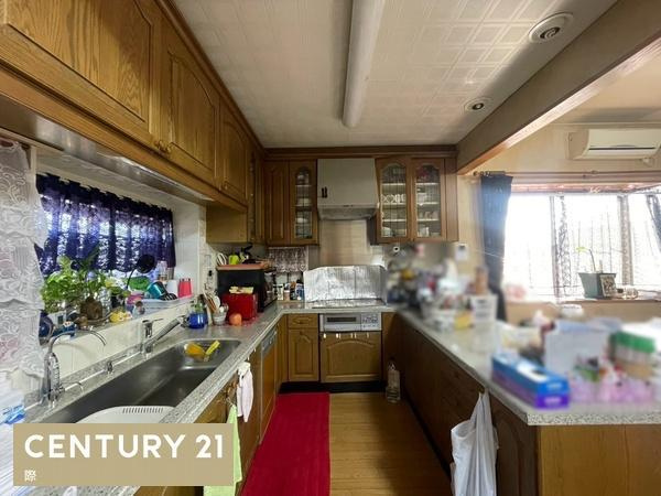 和歌山市粟の中古一戸建のキッチン