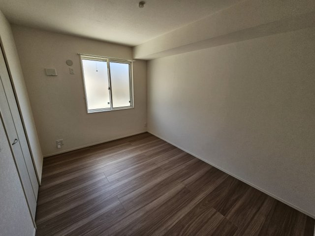 ラポール岡本の居間・リビング