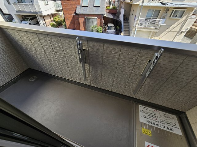 ラポール岡本のバルコニー