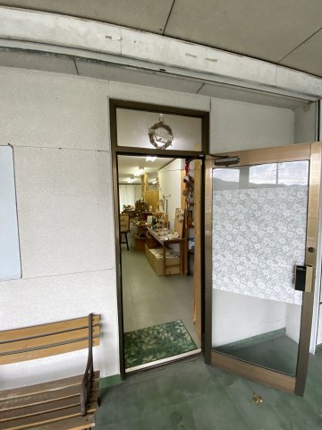 丁田ﾋﾞﾙの玄関