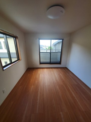 【洋室】 | グランソフィア本宿