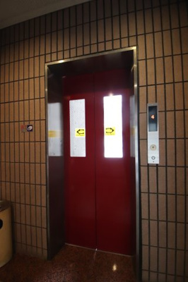 【その他】 | アルファビル | エレベーター