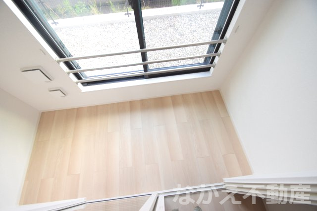 【バルコニー】