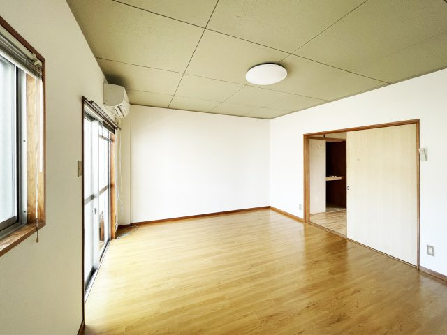 城ノ内コーポの居間・リビング