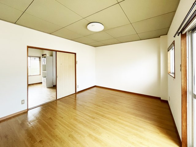 城ノ内コーポの居間・リビング