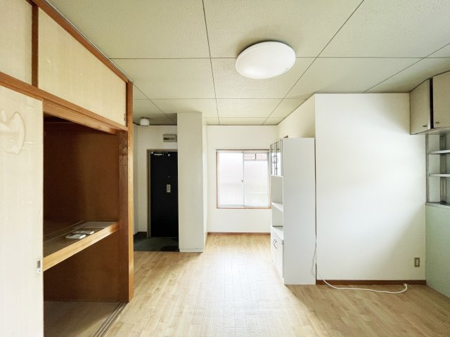 城ノ内コーポの居間・リビング