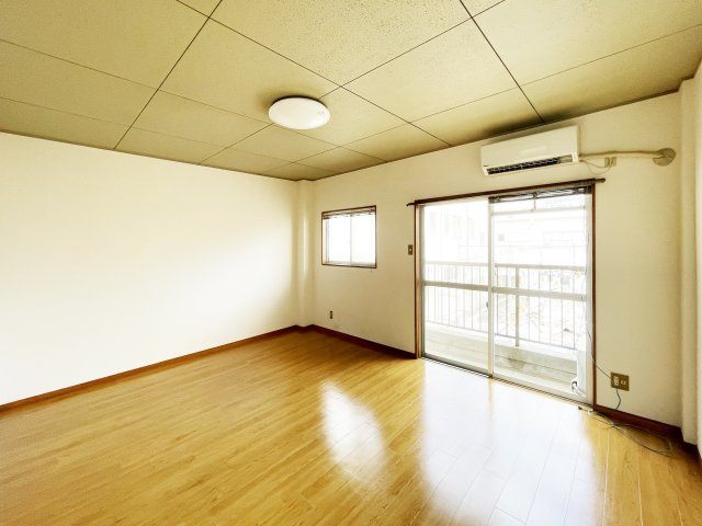 城ノ内コーポの居間・リビング