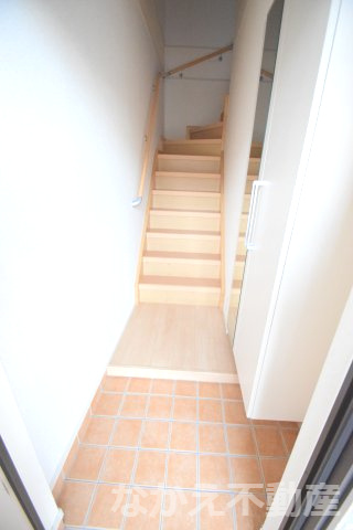 【玄関】 | 明るい玄関です