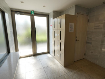 【エントランス】 | フラッティ京都十条