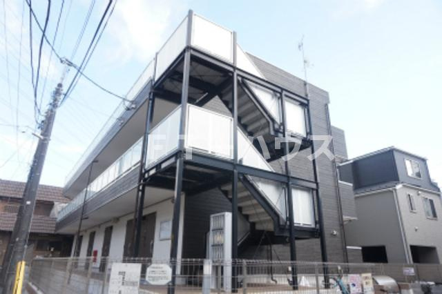 習志野市藤崎２丁目の賃貸マンションのエントランス