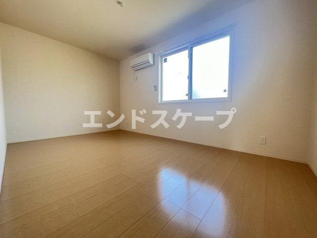 スクエアAの洋室|高崎、前橋エリアのお部屋探しはエンドスケープまで！お客様の理想お聞かせ下さい♪