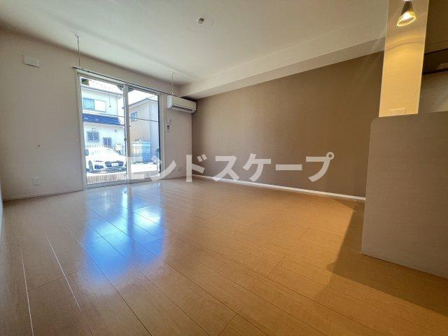 スクエアAの居間・リビング|高崎、前橋エリアのお部屋探しはエンドスケープまで！お客様の理想お聞かせ下さい♪