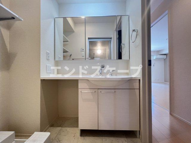 スクエアAの洗面所|高崎、前橋エリアのお部屋探しはエンドスケープまで！お客様の理想お聞かせ下さい♪