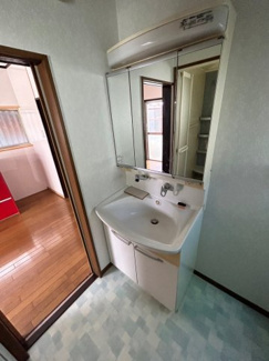 【独立洗面台】