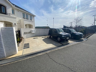 【駐車場】 | アール・ド・ヴィーヴル上野坂