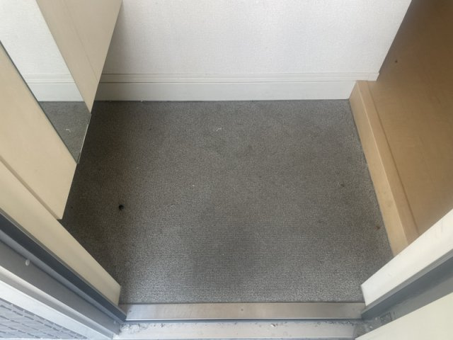 プティヴィラージュの玄関