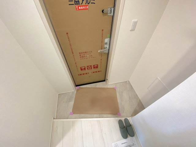 ポプラーレ狭山Ⅱの玄関