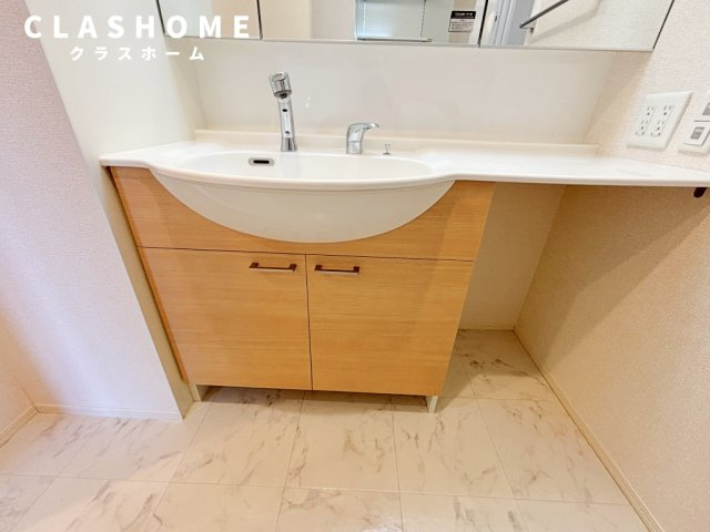 ポラリス　　刈谷市近郊の賃貸はクラスホーム刈谷店の駐車場