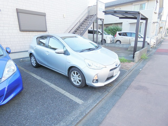 リバーパークSの駐車場