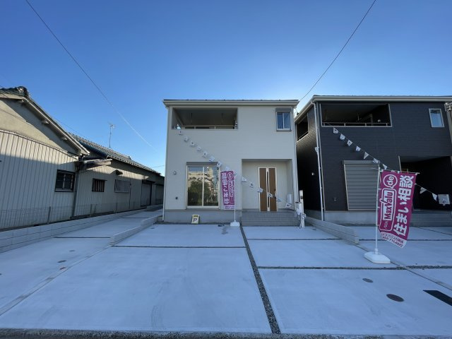 南区要町第4 全5棟　＜仲介手数料無料＞千鳥小・名南中　新築一戸建ての外観|撮影
社長の村田です！
自らプレイヤーとして営業しています
長年の経験と実績から皆様により良いマイホーム購入のご提案をいたします。
住宅ローンの不安や購入後の不安等何でもご相談ください。