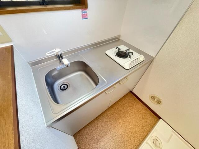 リバージュ宮前のキッチン|別号室の参考写真です