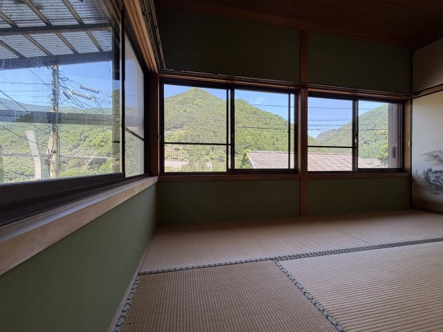 五條市大塔町辻堂　中古戸建のキッチン