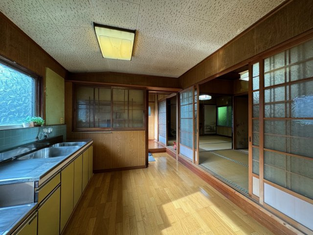 【居間・リビング】 | 五條市大塔町辻堂　中古戸建