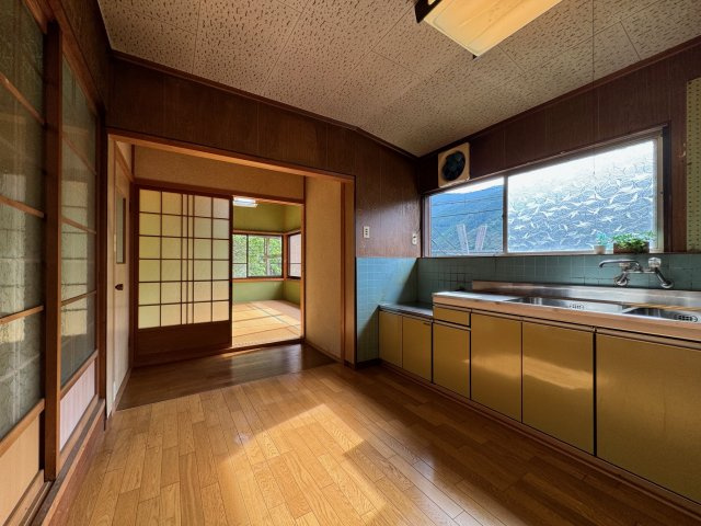 五條市大塔町辻堂　中古戸建のキッチン