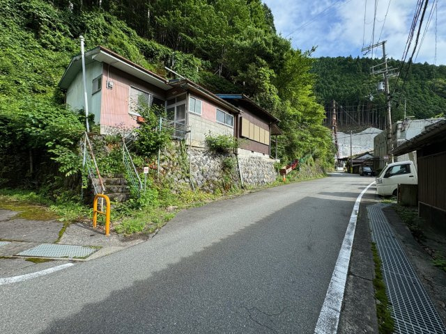 五條市大塔町辻堂　中古戸建の外観|★近くのロッジ「星のくに」では天体望遠鏡で星を観察できますよ♪
