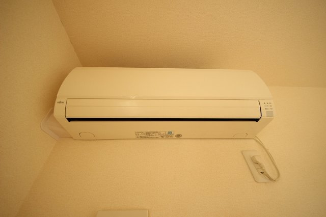 アスカ　E棟の設備|エアコン2台付です