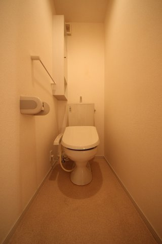 アスカ　E棟のトイレ|清潔感のあるトイレです