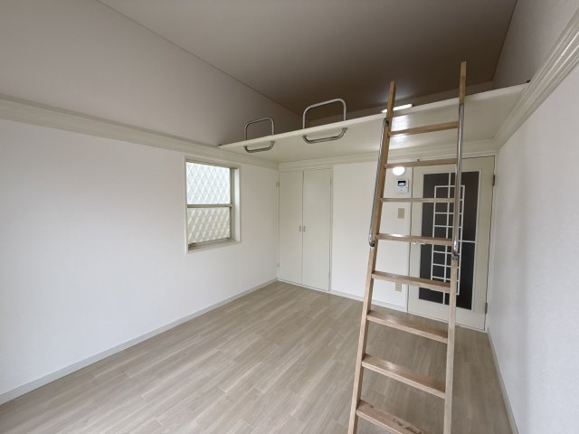 リブイン姫路の居間・リビング