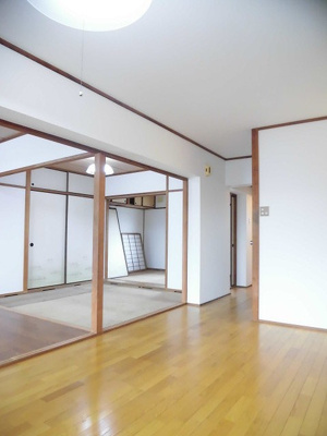 【居間・リビング】 | 城の前マンション