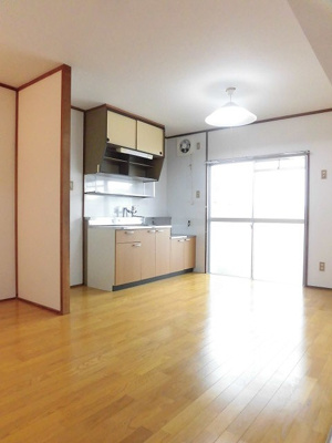 【居間・リビング】 | 城の前マンション