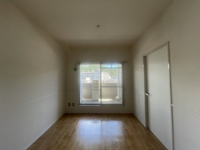 シャトー三和青山の内装