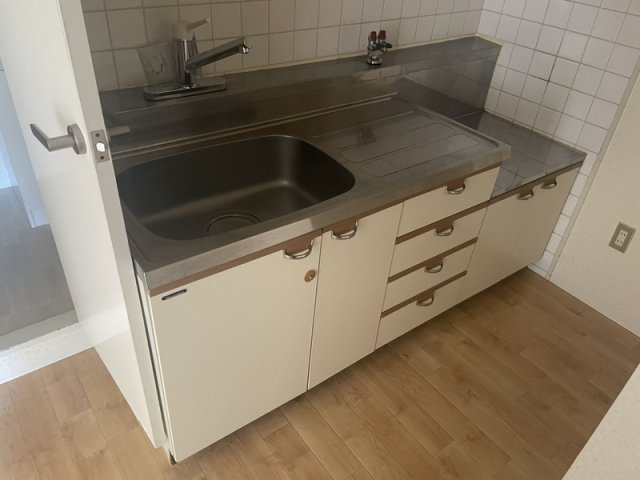 シャトー三和青山のキッチン