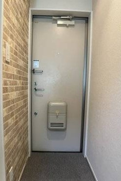 【玄関】 | ＢＬＩＳＳ　ＴＥＲＲＡＣＥ川崎堤根ＰＲＩＭＥ