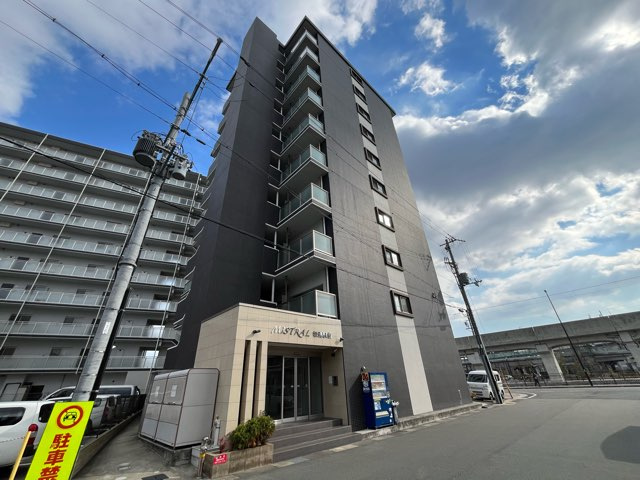 MISTRAL姫路駅前の外観