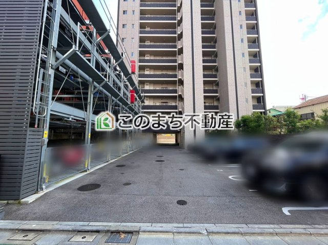 サーパス南大通りグランゲートの駐車場|敷地内駐車場