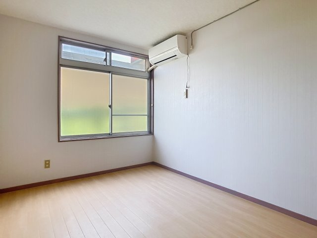 ドリームコーポⅡの洋室