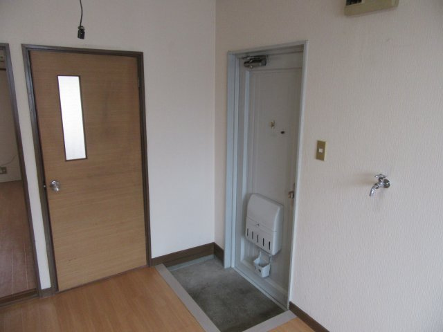 ドリームコーポⅡの玄関|きれいな玄関です