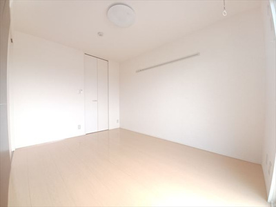 【エントランス】 | リヴァージュ壱番館