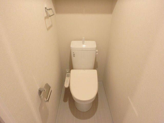 【トイレ】 | Ｌａ・Ｄｏｕｃｅｕｒ西宮北口 | ゆったりとした空間のトイレです