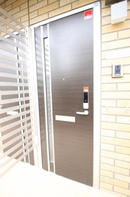 【玄関】 | ラウレアA棟