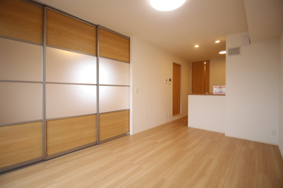 【居間・リビング】 | ラウレアA棟