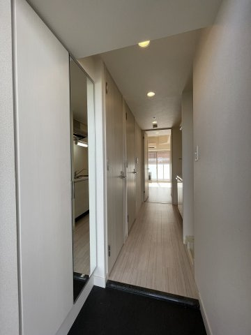 【玄関】プレサンス久屋大通公園セラフィ