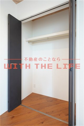 ティーレグノ野伏間【キャッシュバック対象物件】の収納|ちょっとした収納スペースも充実しています